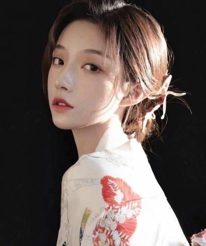 咒术总监，但五条家赘婿 作者：查特酒绿