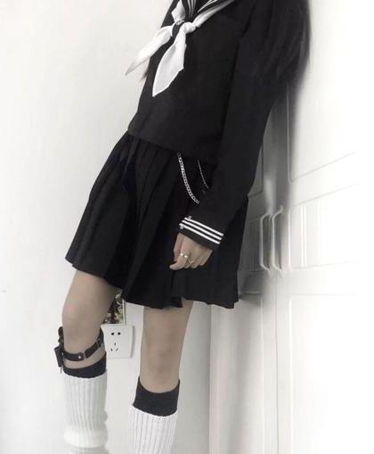 《馥郁之路》 作者:九鲸是为